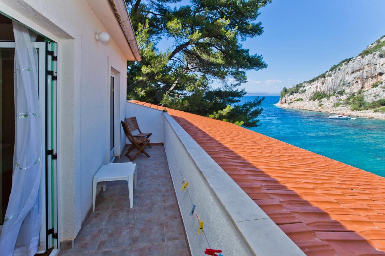 Villa Mateljan Zastražišće Exterior foto